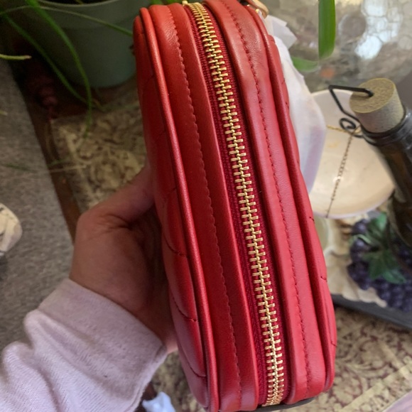 SOLD⛔️Authentic TORY BURCH Quilted Pebbled leather Logo 2zip phone/cards Crosby - Picture 9 of 13